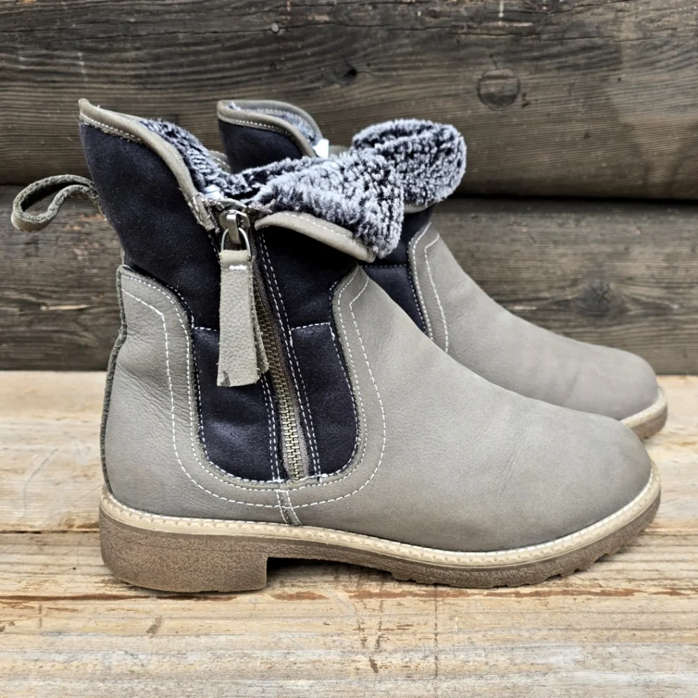 G.H. Bass & Co. Haley Taupe Nubuck Leather, Faux Fur Lined Winter Boots. WMS 9M